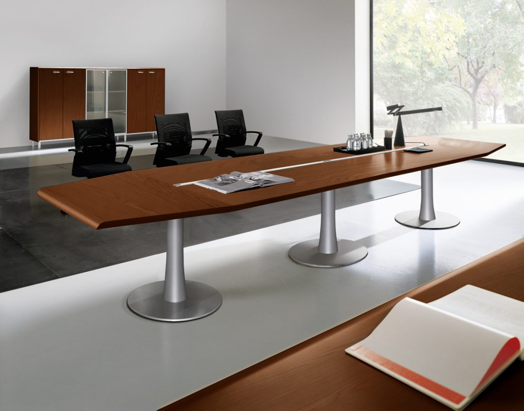 Tables de réunion Bois intemporel et racé Unia mobilier bureau