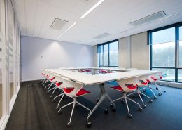 table de formation, réunion, enseignement Ubia Mobilier