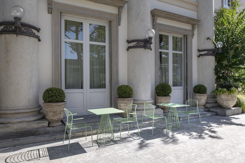 Fauteuils et tables outdoor - mobilier out pour entreprises et collectivités-enseignement-formation Ubia mobilier